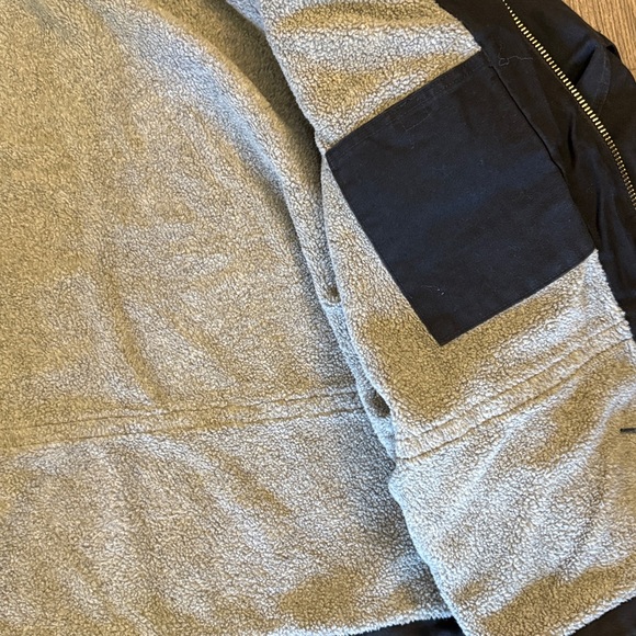 Carhartt Men's black zip front Sherpa lined utility jacket - Picture 8 of 10